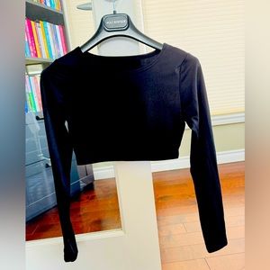 Beautiful🖤🖤 Stretchy Crop Top